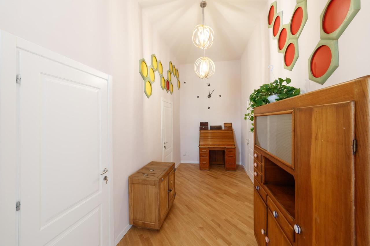 Design Next Bellini Square By Houseinnaples Appartement