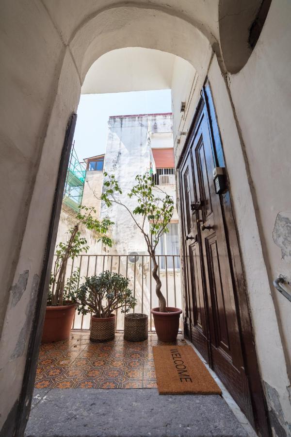 Apartamento Design Next Bellini Square By Houseinnaples Nápoles